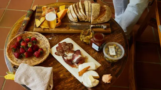 Tapas authentiques à Toulouse : bars cachés & apéros 17h-19h