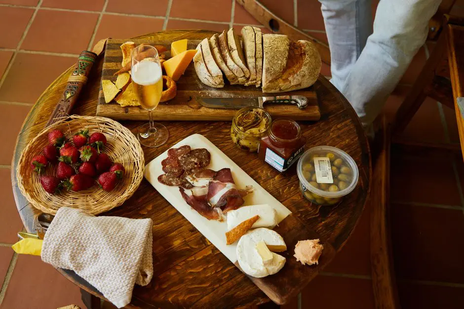 Tapas authentiques à Toulouse : bars cachés & apéros 17h-19h
